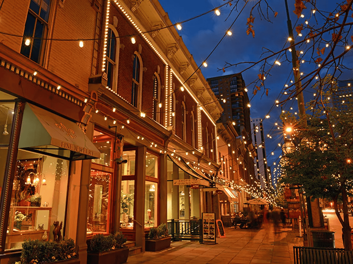 Denver Property Management: Renting vs. Flipping