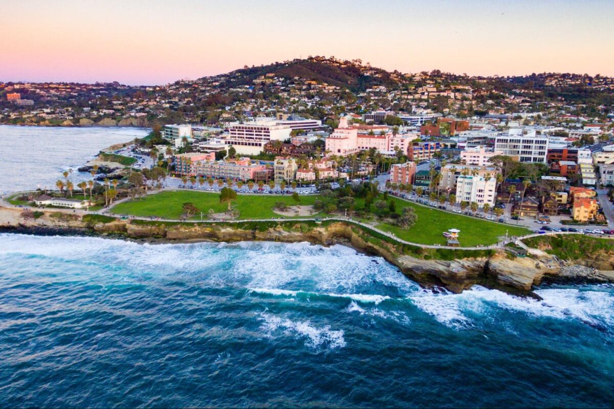 Aerial view of San Diego's stunning coastline and homes.