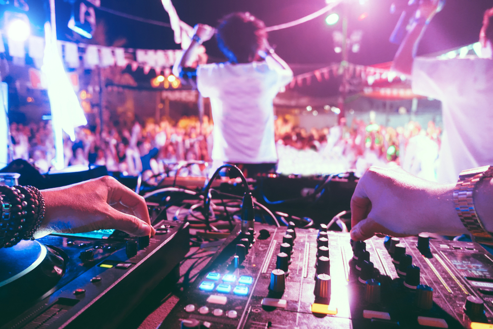 Nightclubs in Miami: Top 10 Nightclubs to Party Through the Night
