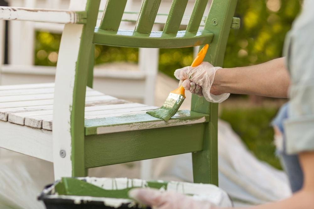 Painting a piece of secondhand furniture