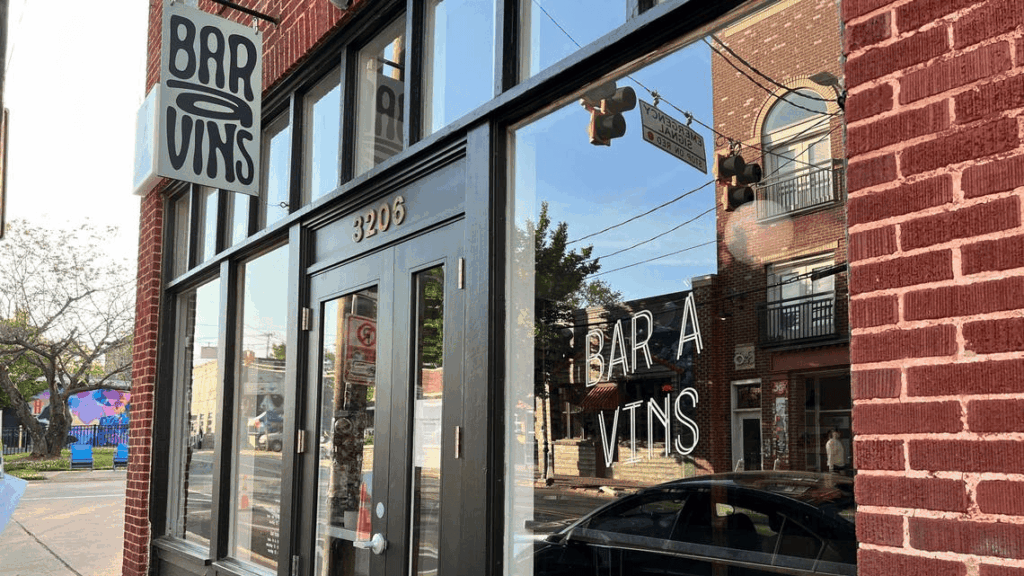 Bar à Vins from the street.