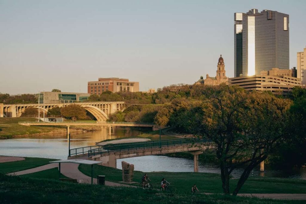 Top Neighborhoods in Dallas-Fort Worth | Best Areas 2025