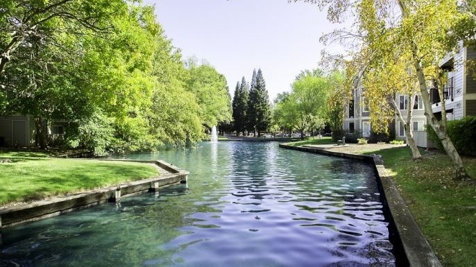 Landing Furnished Apartment Harbor Oaks Luxury Apartments, Sacramento