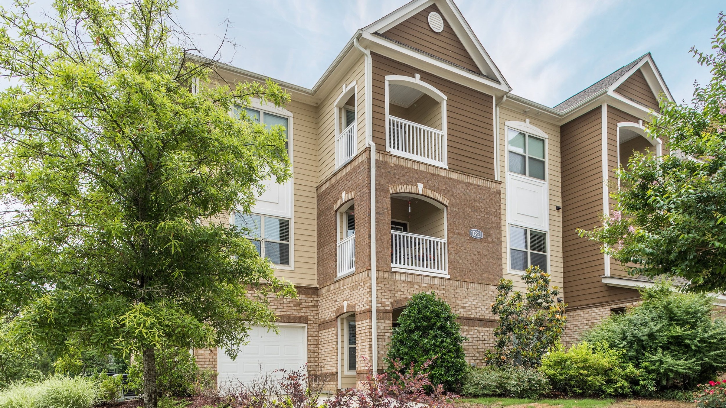 Unique Ashley Brier Creek Apartments with Modern Garage