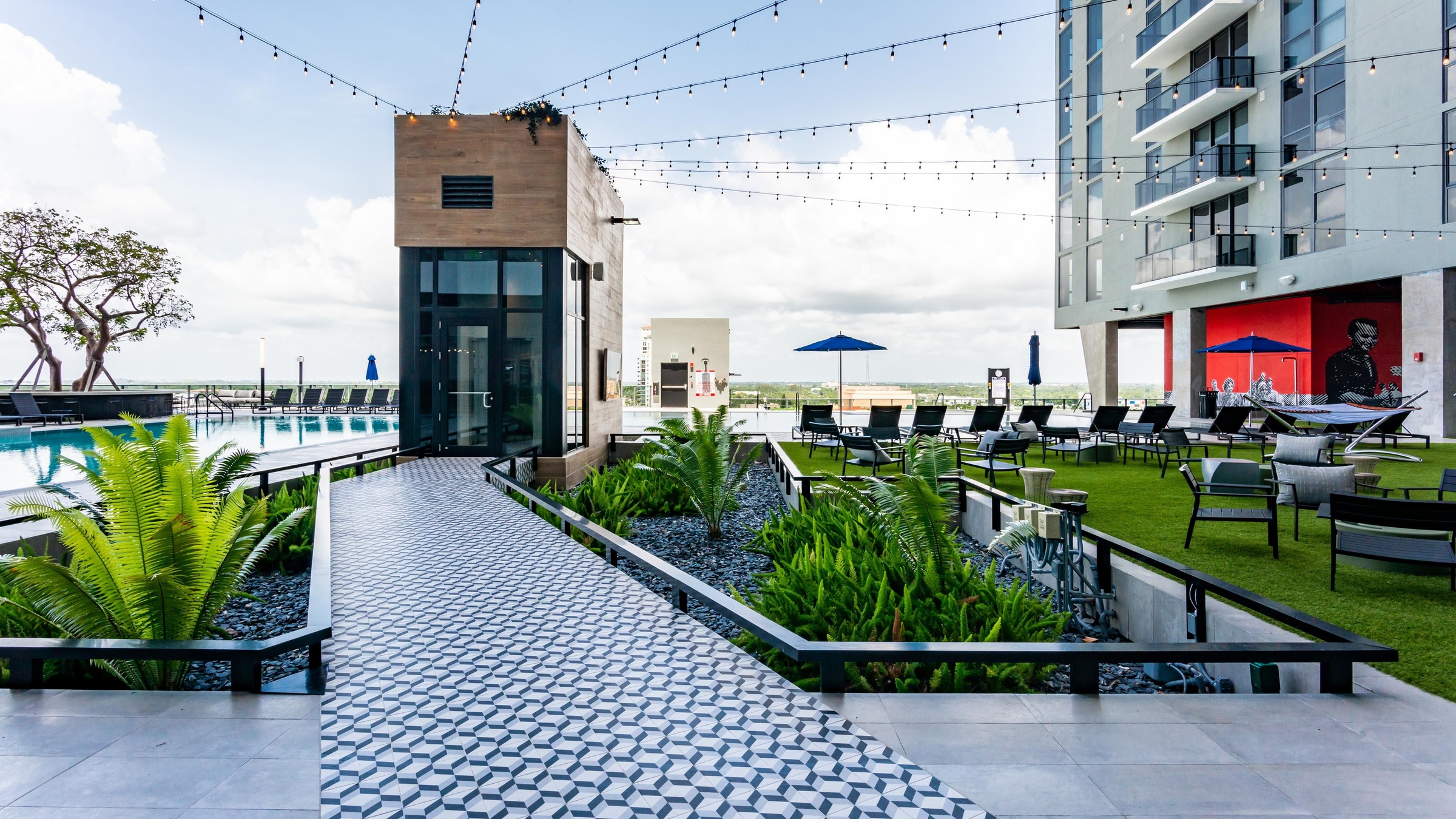 Society Las Olas 180, Fort Lauderdale - (see pics & AVAIL)