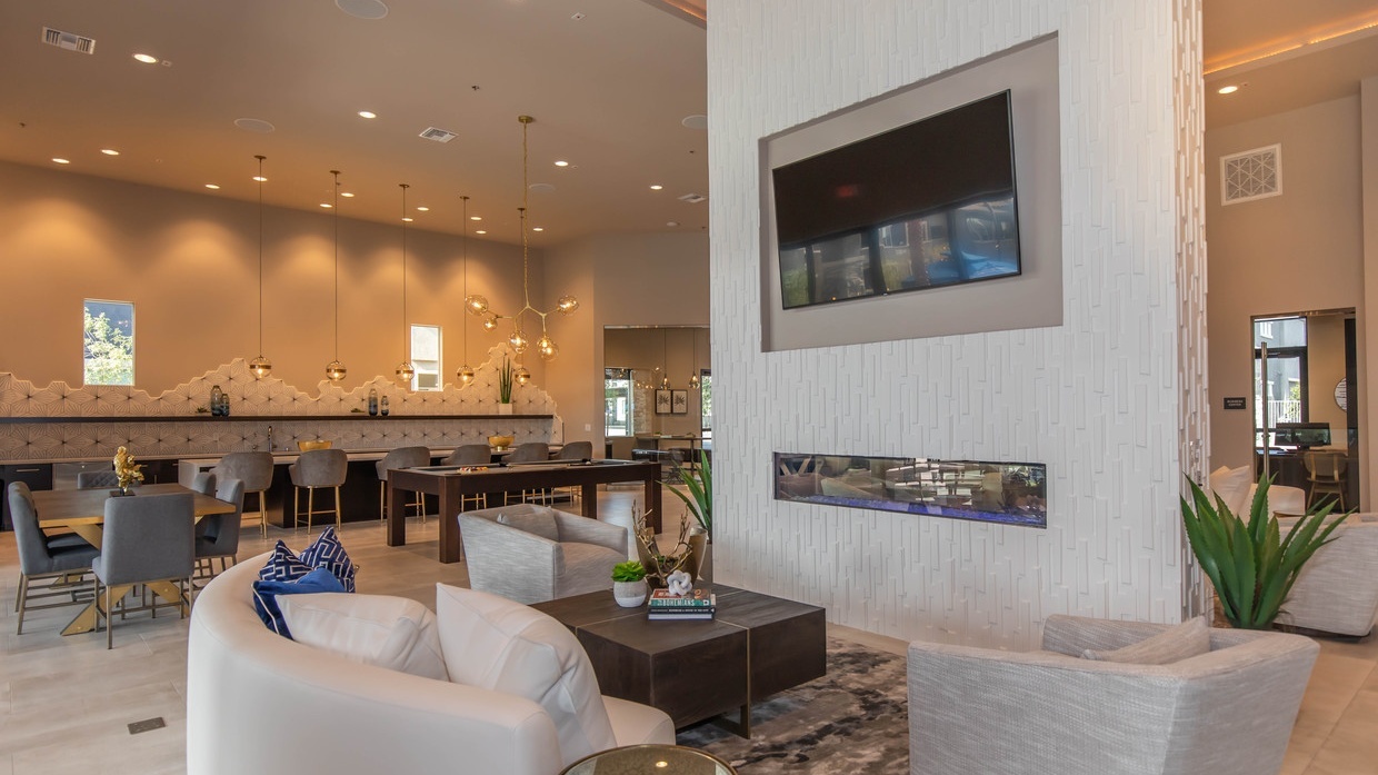 Level 25 at Cactus 1070, Las Vegas - (see pics & AVAIL)