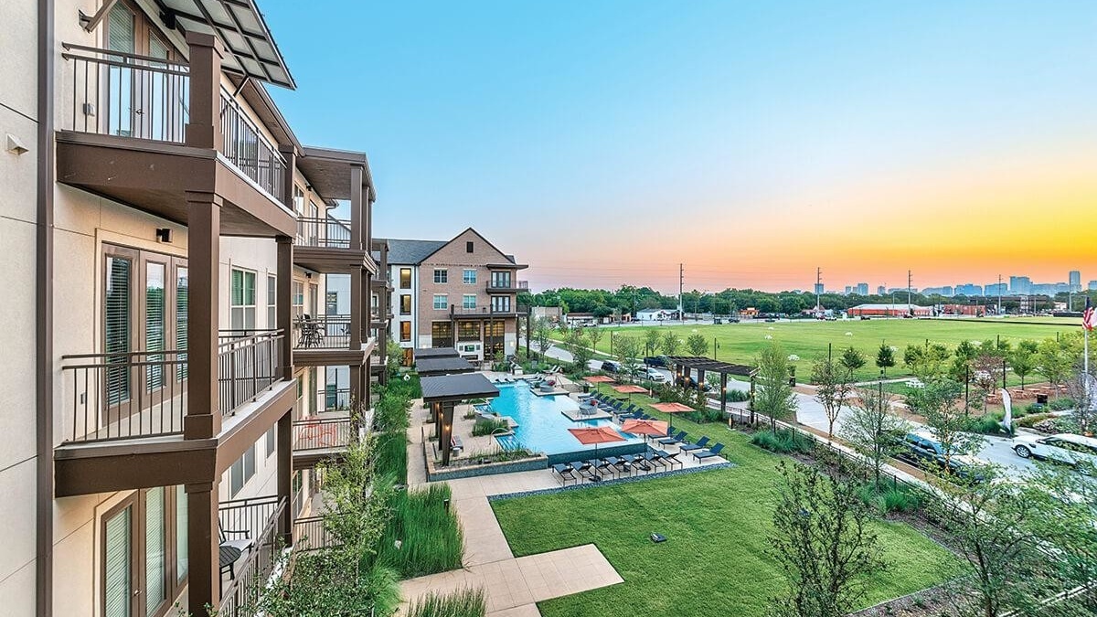  Austin At Trinity Green Apartments with Simple Decor